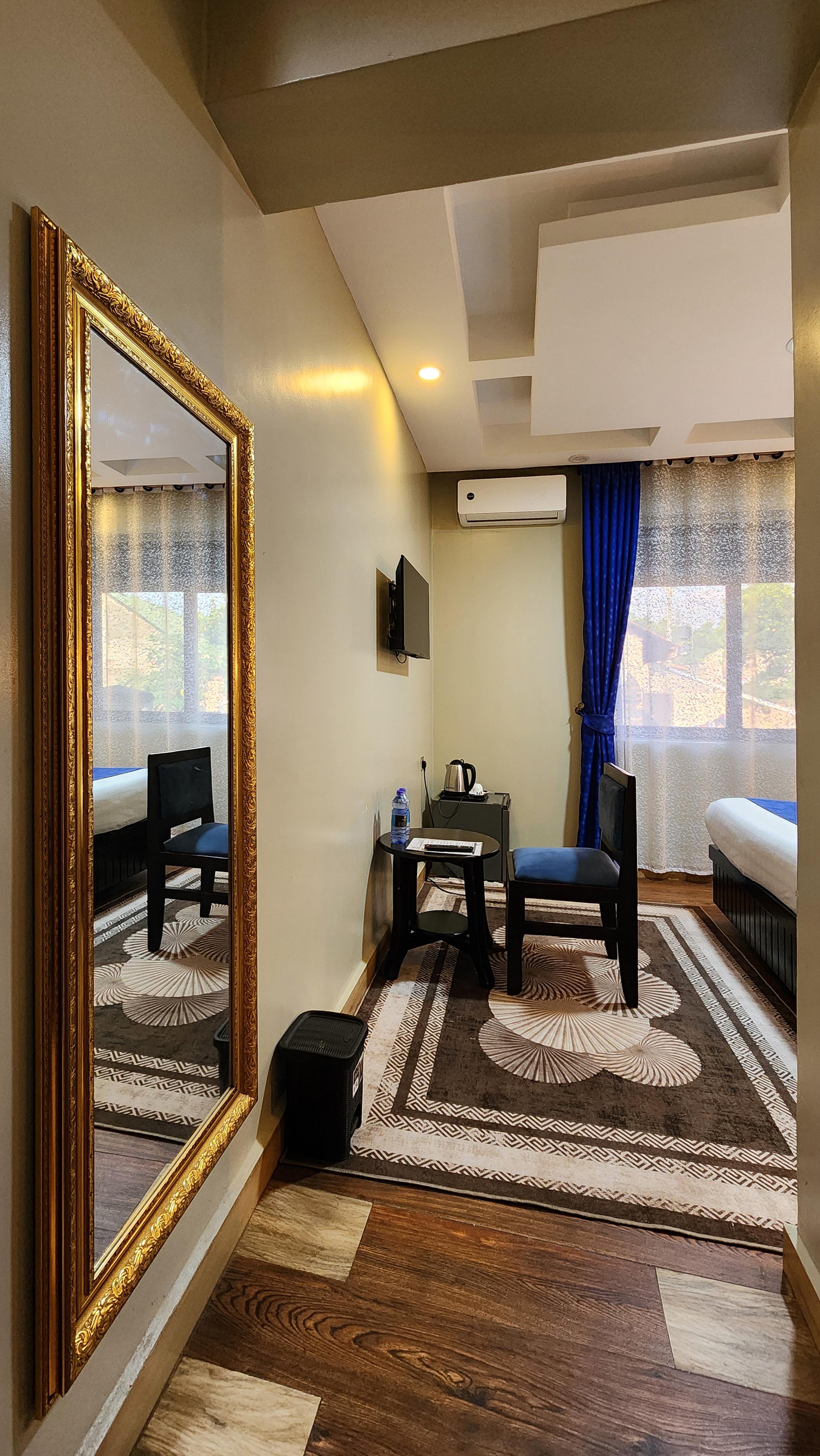 Executive Room 1